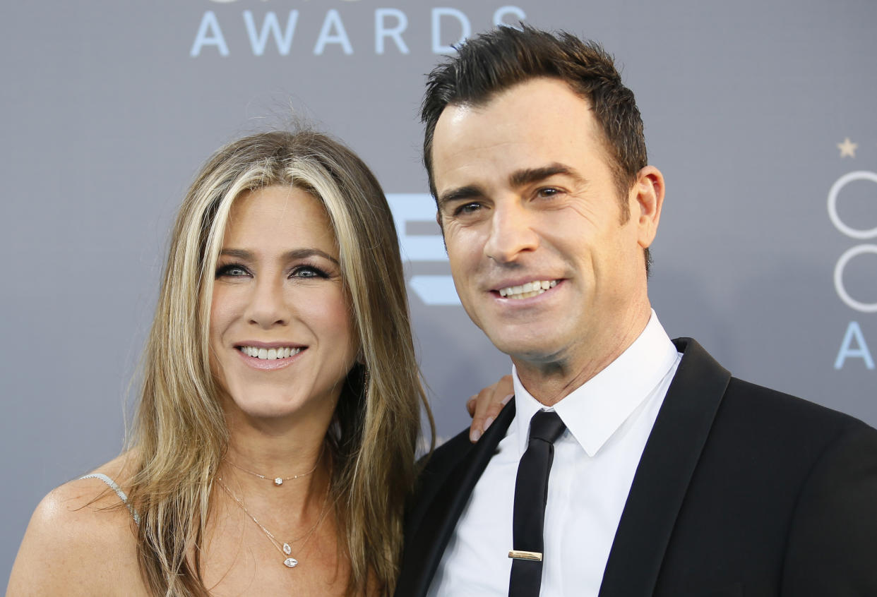 Actors Jennifer Aniston and Justin Justin Theroux arrive at the 21st Annual Critics' Choice Awards in Santa Monica, California January 17, 2016.  REUTERS/Danny Moloshok