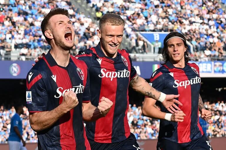 Stefan Posch con la camiseta de Bologna, revelación de la reciente temporada que finalizó en Italia