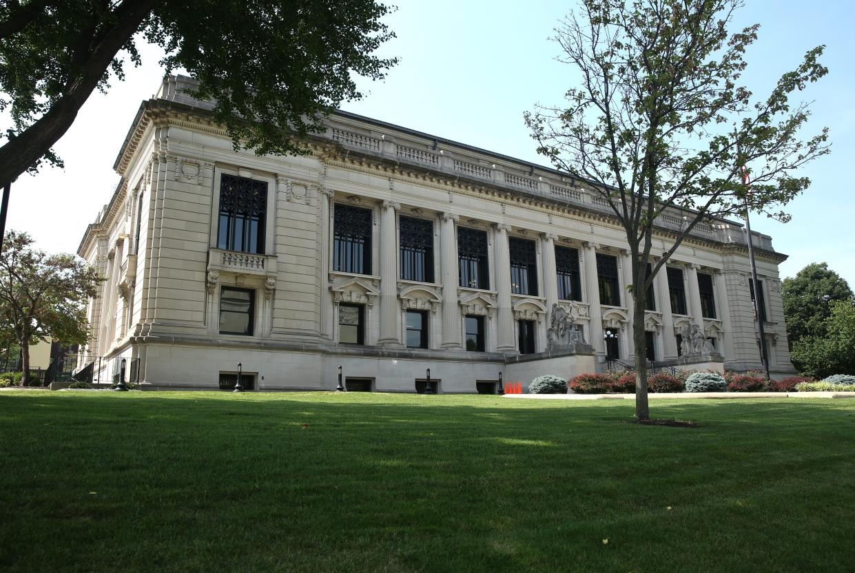 The Illinois Supreme Court building. File/SJ-R