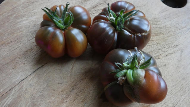 What Are Brandywine Tomatoes And How Are They Best Used?