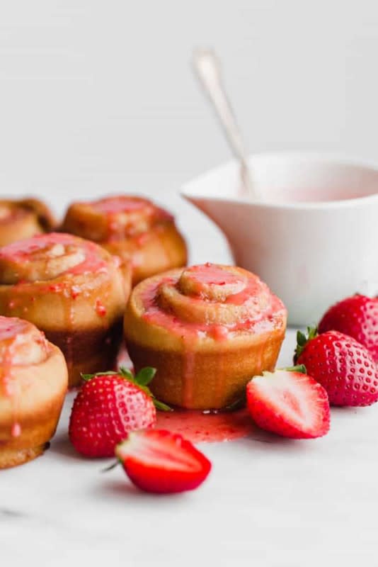 <p>Grandbaby Cakes</p><p>These rose-shaped buns look like they are straight out of a bakery, but they're easy to whip up in your own kitchen.</p><p><strong>Get the recipe:</strong><a href="https://grandbaby-cakes.com/strawberry-butter-rose-buns/" rel="nofollow noopener" target="_blank" data-ylk="slk:Strawberry Butter Rose Buns;elm:context_link;itc:0;sec:content-canvas" class="link rapid-noclick-resp"> <em>Strawberry Butter Rose Buns</em></a></p>