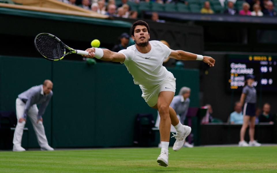 Wimbledon 2023 live: Carlos Alcaraz vs Daniil Medvedev latest updates