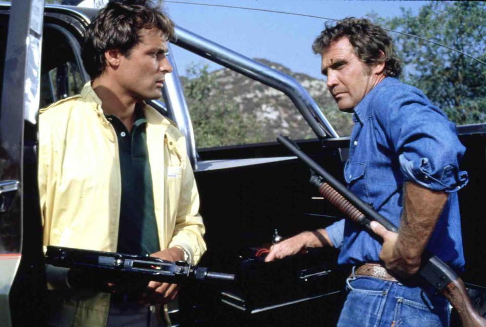 Ein Colt Fuer Alle Faelle  Fall Guy,  Howie (Douglas Barr), Colt Seavers (Lee Majors) *** Local Caption *** 1981 20th Century