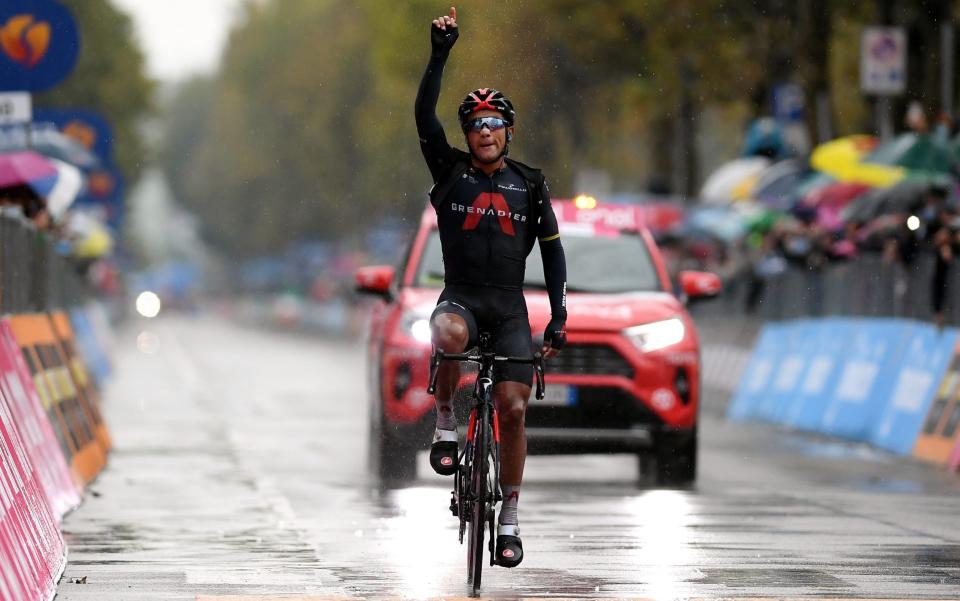 Jhonatan Narváez — Ineos Grenadiers wins its third Giro d'Italia stage as Jhonatan Narvaez solos to victory in the rain - GETTY IMAGES