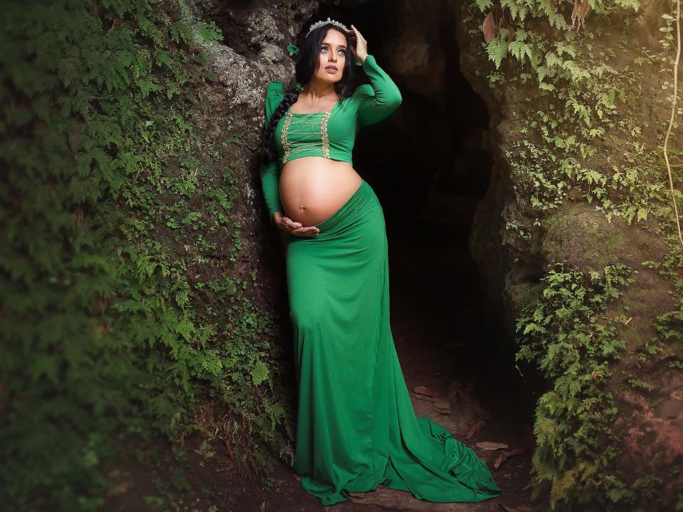 Pregnant Disney Princess Photo Shoot