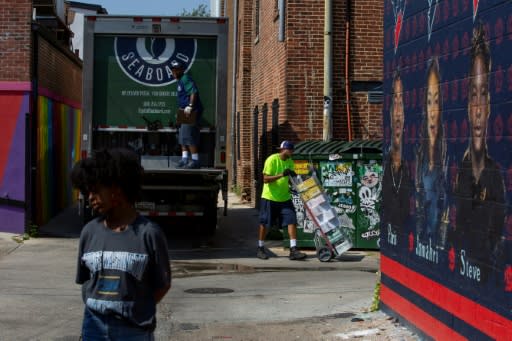 The mural is located down an alley behind a row of trendy restaurants and an office of the Shakespeare Theater Co in the US capital