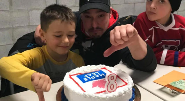 Rodney Harrison celebrates birthday with his son signing with