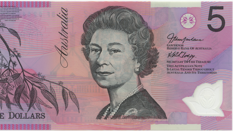 Australian $5 note with Queen Elizabeth.