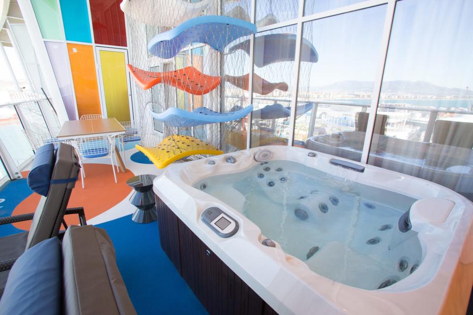 royal caribbean ultimate family suite