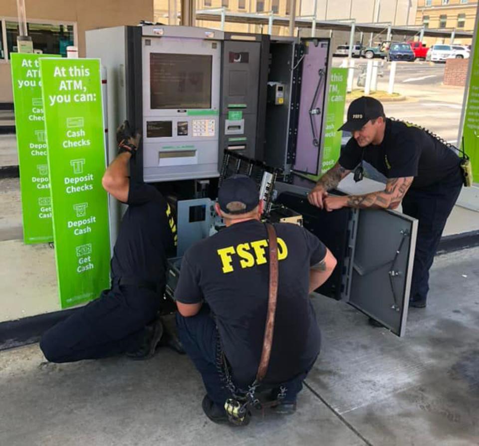 Arkansas Firefighters Rescue Cat From ATM, Name Him Cash