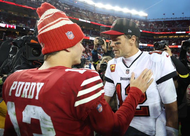 WATCH: Tom Brady gracious in defeat as starstruck 49ers ask for postgame  pictures, autographs