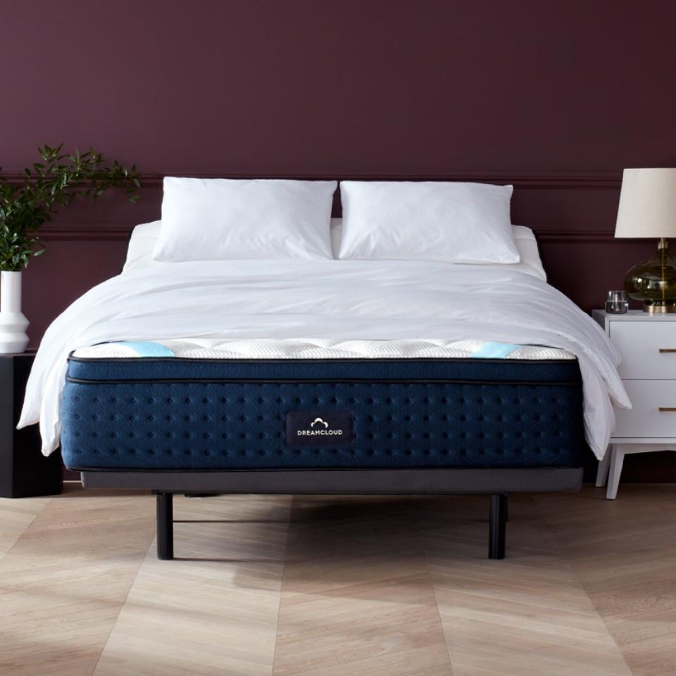 <p><a href="https://go.redirectingat.com?id=74968X1596630&url=https%3A%2F%2Fwww.dreamcloudsleep.com%2Fmattress&sref=https%3A%2F%2F" rel="nofollow noopener" target="_blank" data-ylk="slk:Shop Now;elm:context_link;itc:0;sec:content-canvas" class="link ">Shop Now</a></p><p>DreamCloud Hybrid Mattress</p><p>dreamcloudsleep.com</p><p>$276304.00</p>