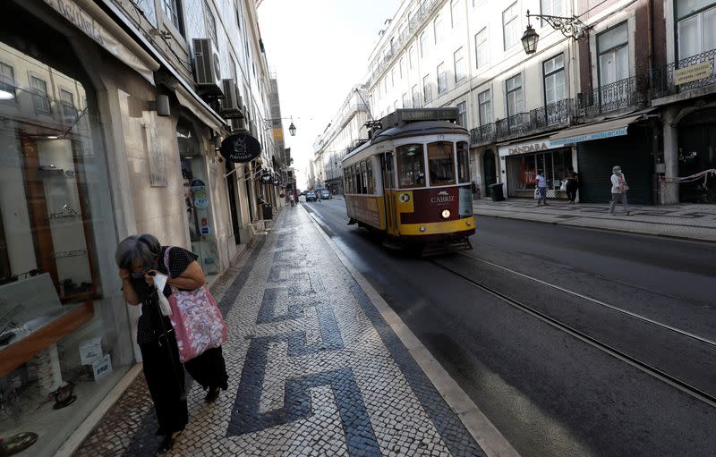 Outbreak of the coronavirus disease (COVID-19) in Lisbon