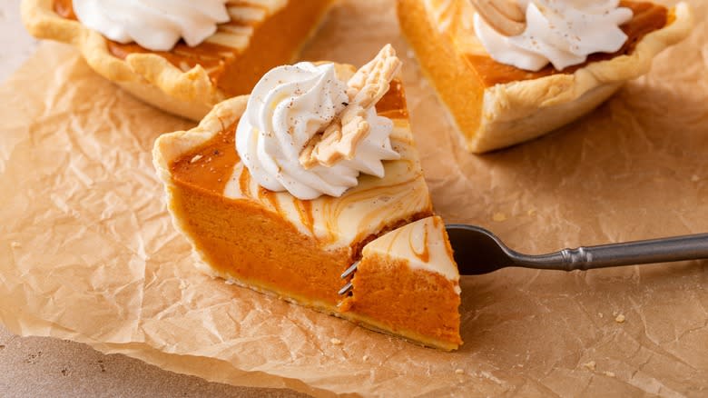 cream cheese pumpkin pie slice