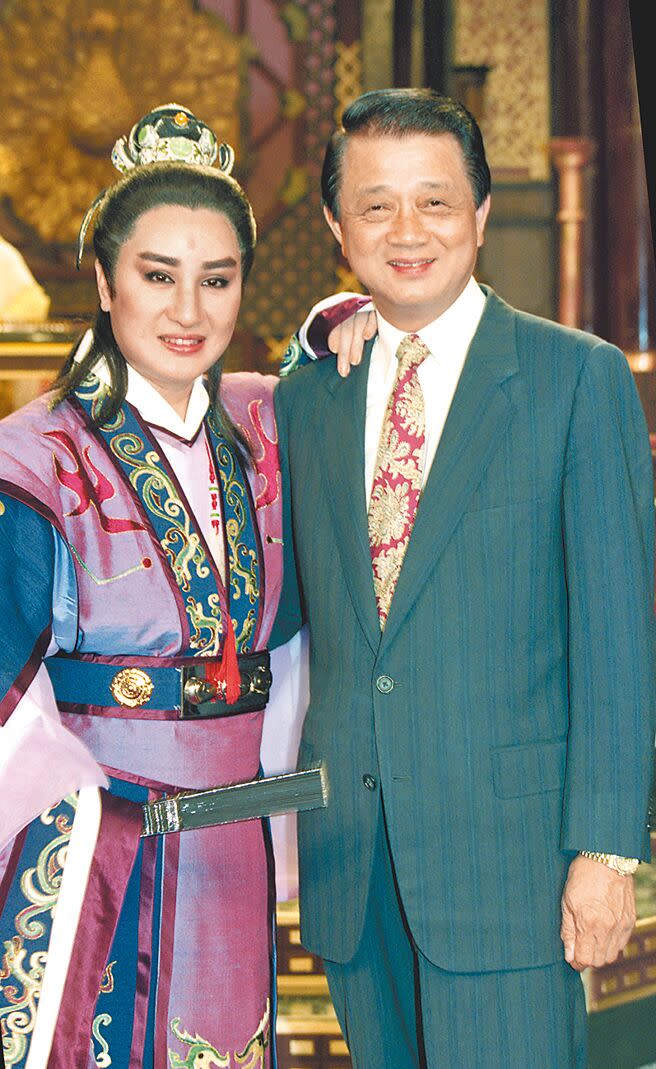 歌仔戲國寶楊麗花與其夫婿洪文棟在1993年歌仔戲《洛神》的合影。（本報資料照片）