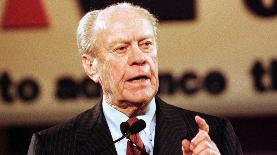 FORD Former President Gerald Ford addresses the Newspaper Association of America convention in Coronado, CalifNAA FORD, CORONADO, USA.