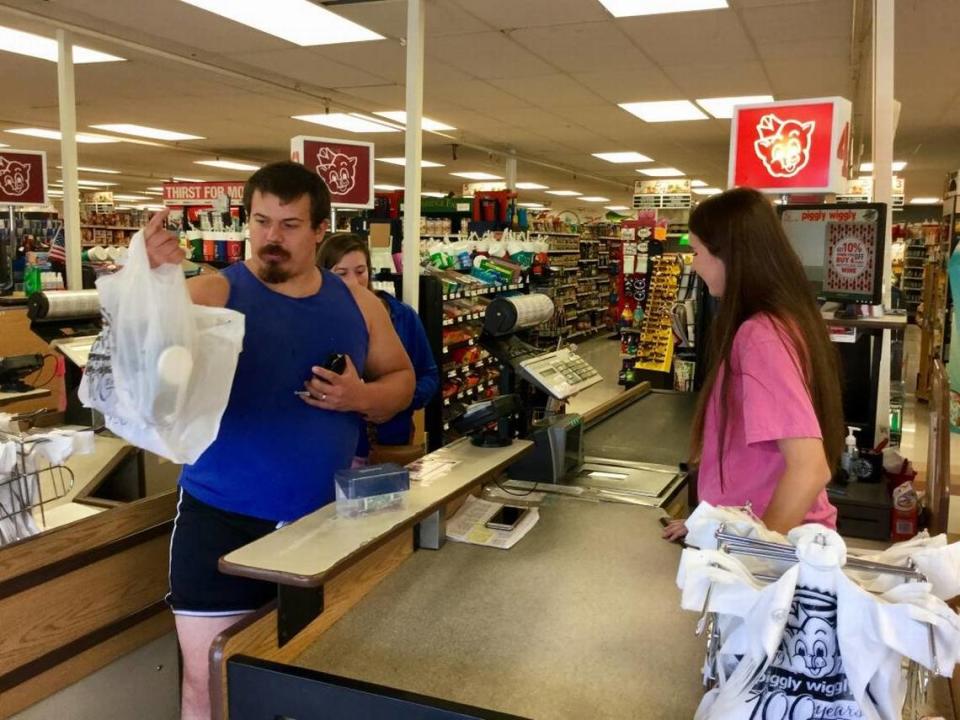 Shoppers check out on Saturday at Piggly Wiggly on North Forest Beach Drive on Hilton Head Island. Josh Mitelman/jmitelman@islandpacket.com