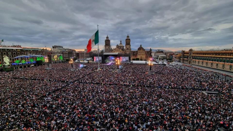 CIUDAD DE MÃ‰XICO, 25SEPTIEMBRE2022.- Con un conteo de al menos 150k personas el Grupo Firme se presenta en el ZÃ³calo Capitalino de la Ciudad de manera gratuita.
FOTO: GOBIERNO DE LA CIUDAD /CUARTOSCURO.COM