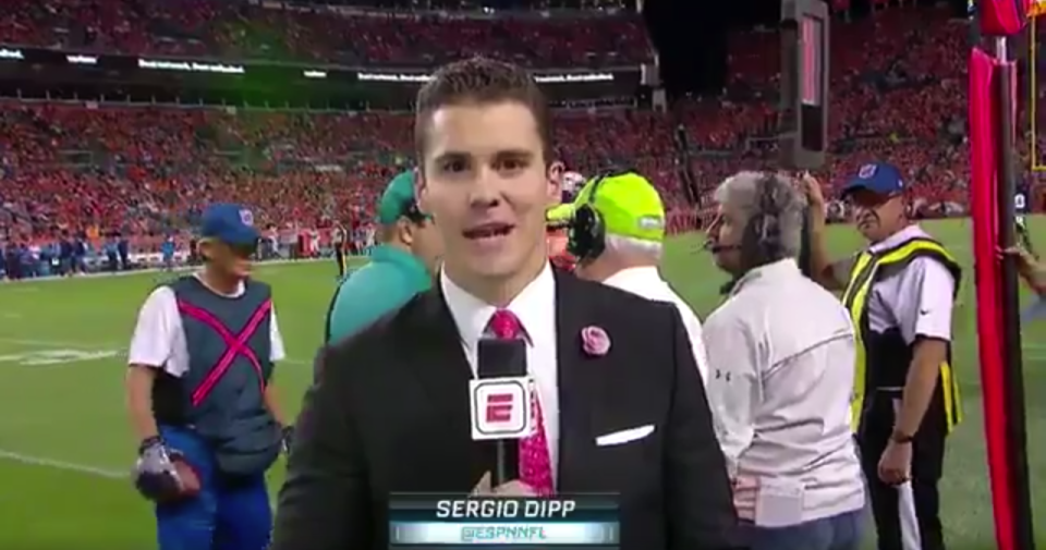 The night ESPN’s Sergio Dipp became famous for an awkward sideline report, (Screen shot via ESPN)