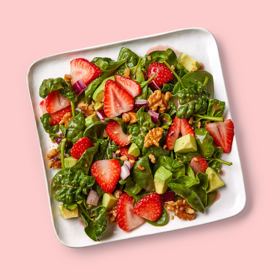 Strawberry Spinach Salad with Avocado & Walnuts