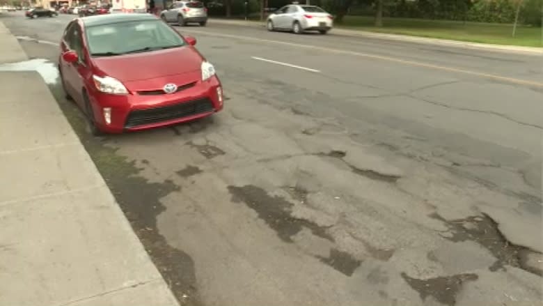 City says roadwork coming to larger section of Côte-Saint-Luc Rd. — in 2020