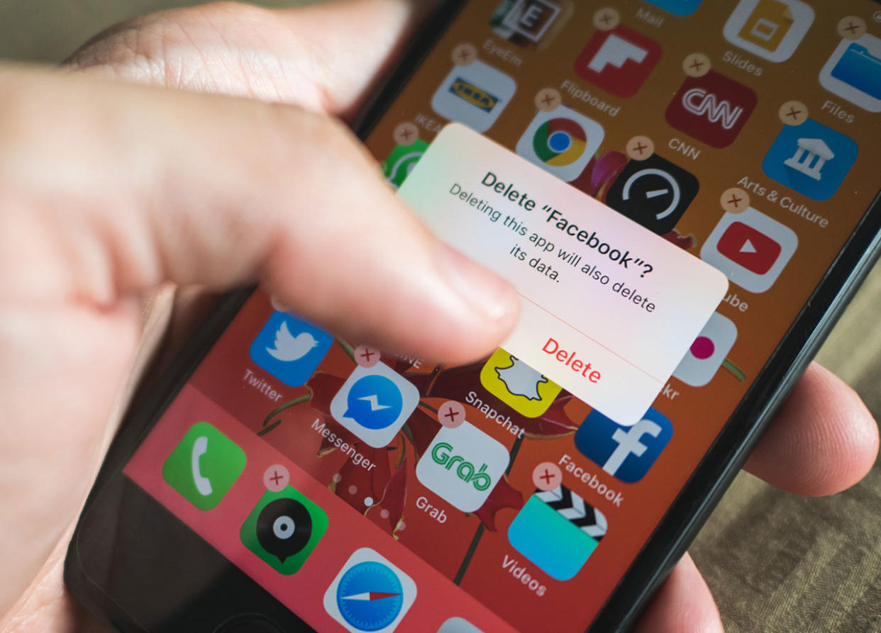 deleting-facebook-iphone