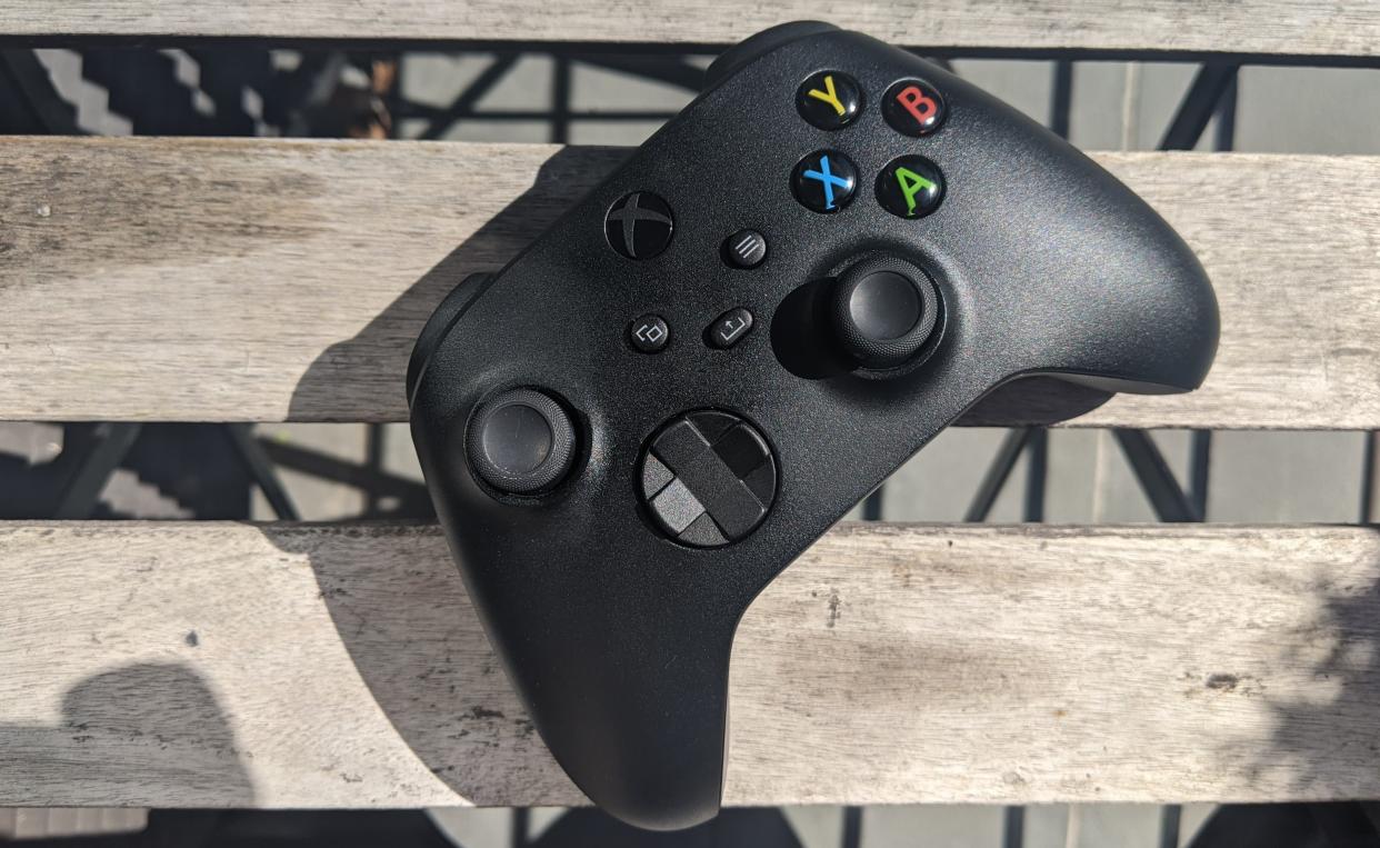 Xbox Series X|S gamepad