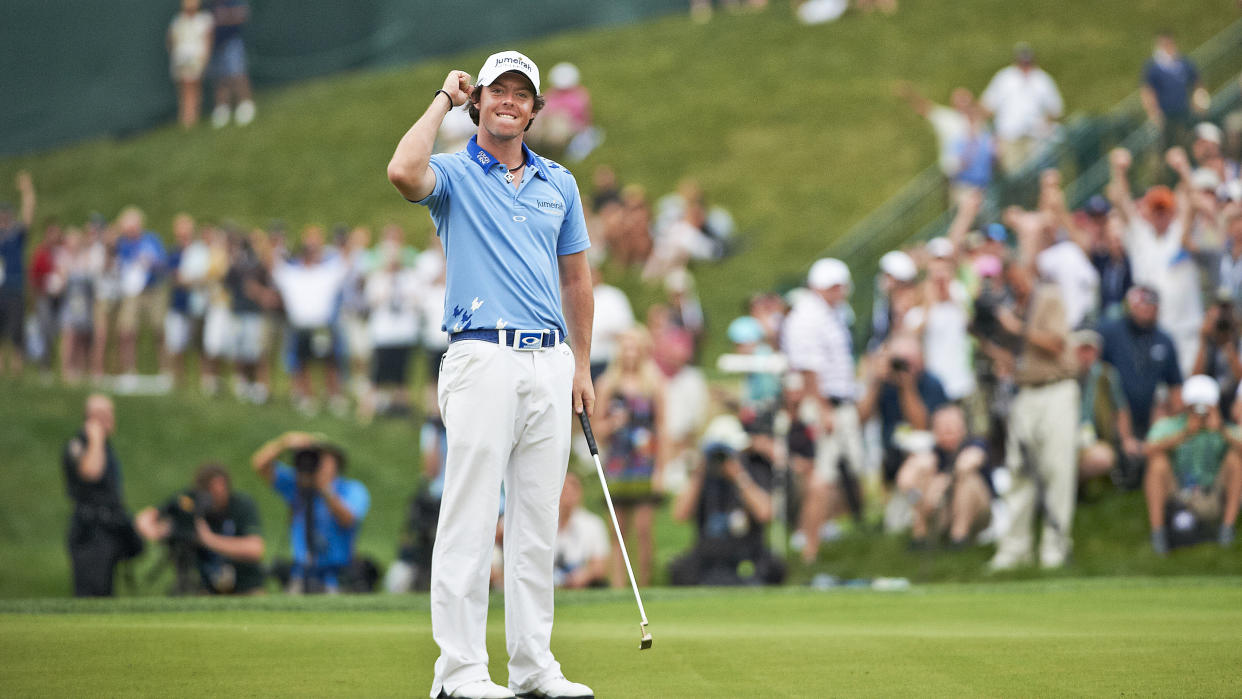  Rory McIlroy victorious on No 18 green during Sunday play at Blue Course of Congressional CC 