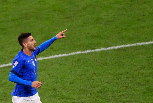 Lorenzo Pellegrini gave Italy late hope