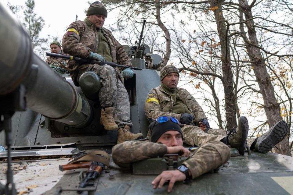 Ukraine Russia war soldiers outside Kherson (Bulent Kilic / AFP via Getty Images)