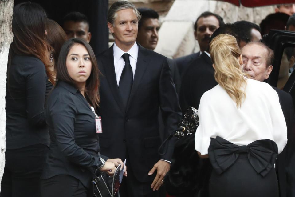 FOTOS: Boda de Eruviel Ávila reúne a políticos, actores... y Laura Bozzo