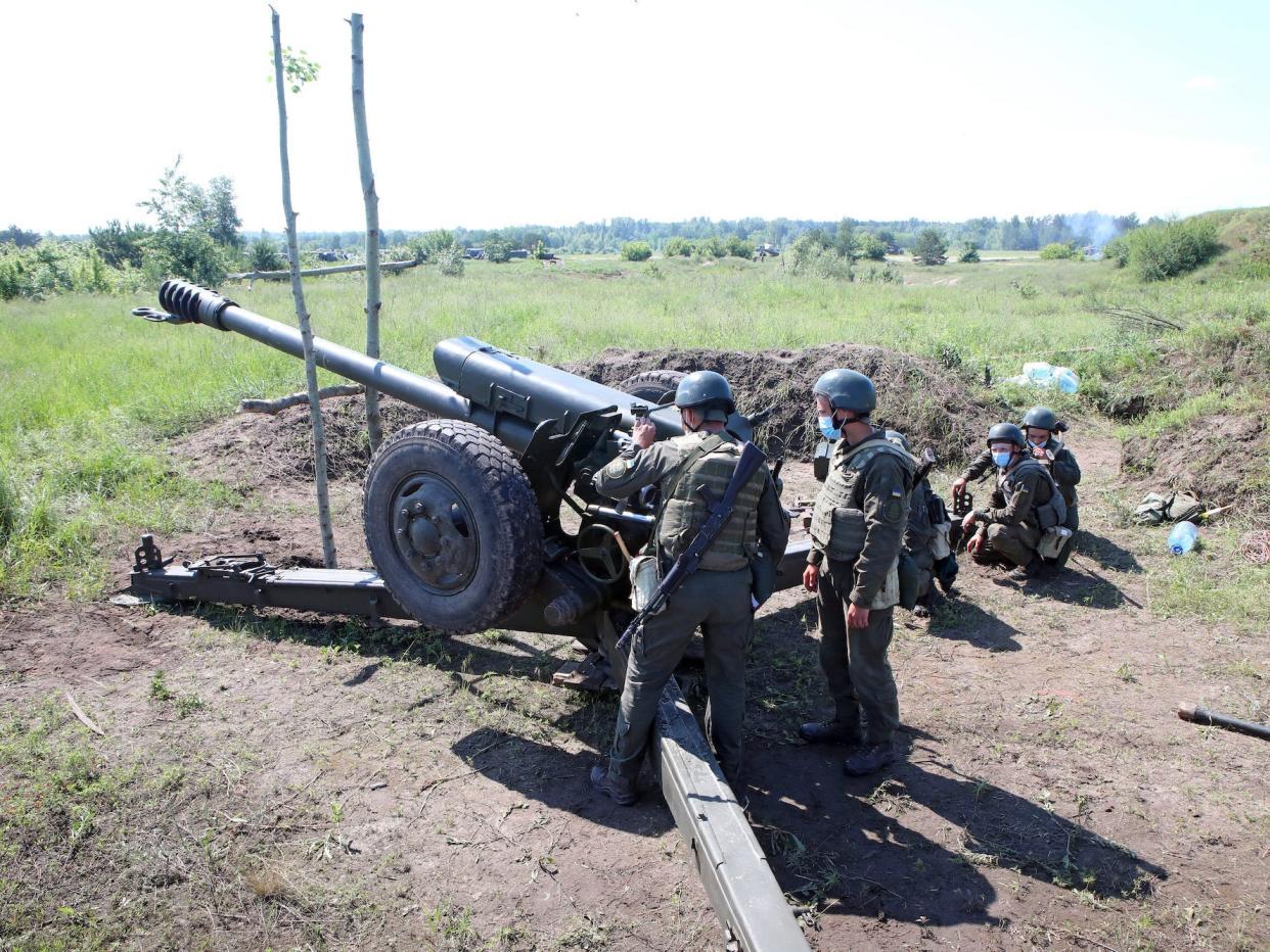 Ukraine howizter artillery