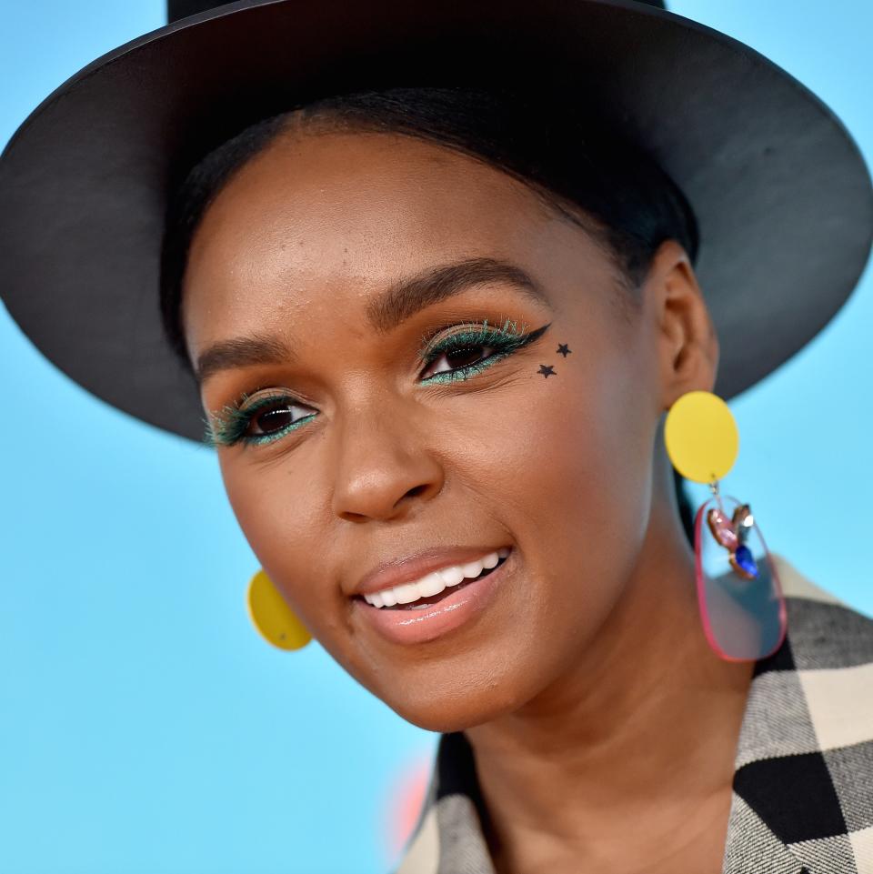 Janelle Monáe: Metallic Green Lashes and Liner