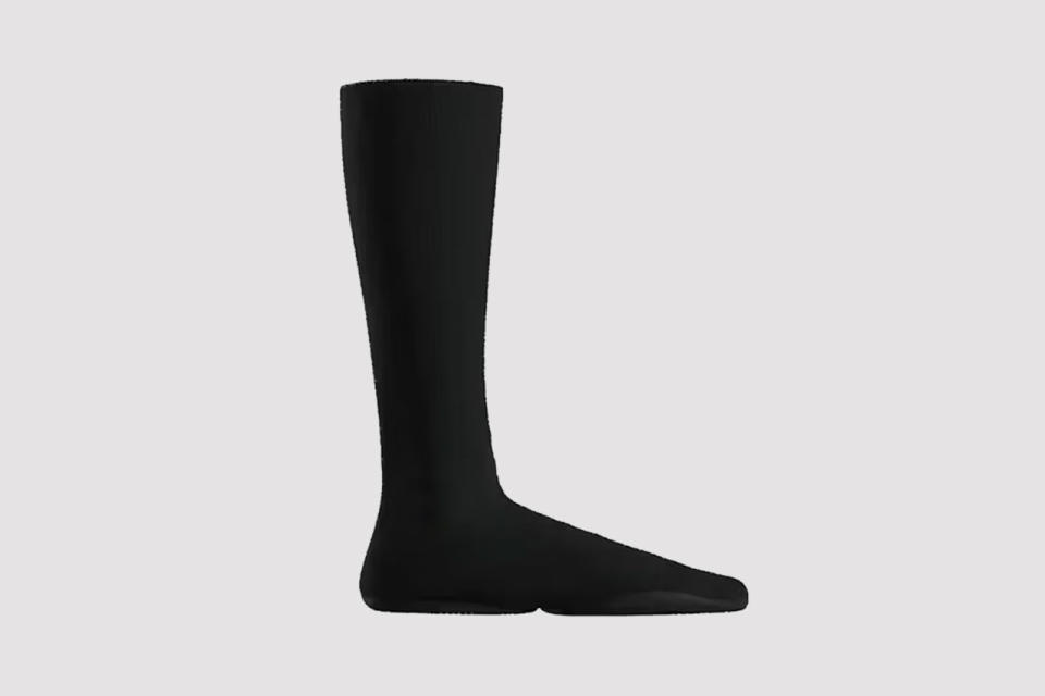 vetements guram gvasalia yeezy kanye west balenciaga black sock boots shoes