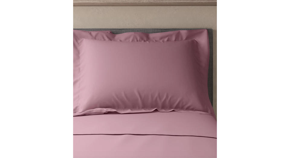 Egyptian Cotton 230 Thread Count Oxford Pillowcase (Marks and Spencer)