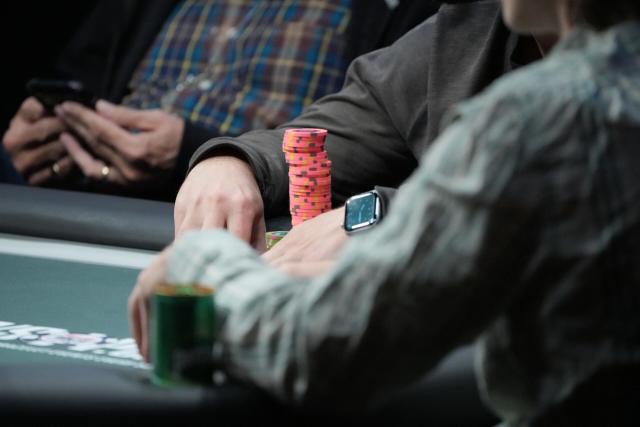 Poker player lied about having colon cancer to raise money