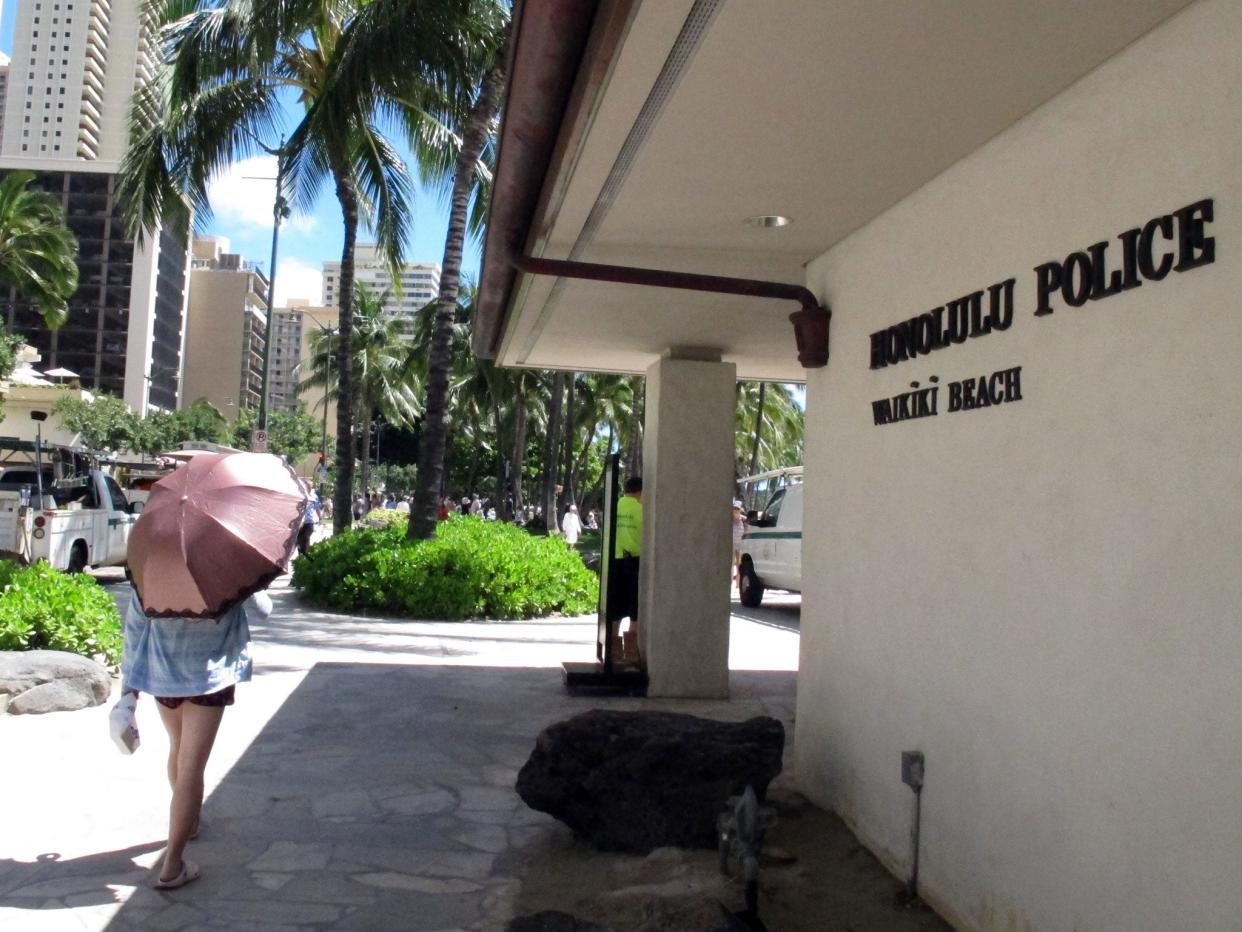 The Honolulu Police Department have requested that it remain legal for undercover officers to have sex with prostitutes: AP