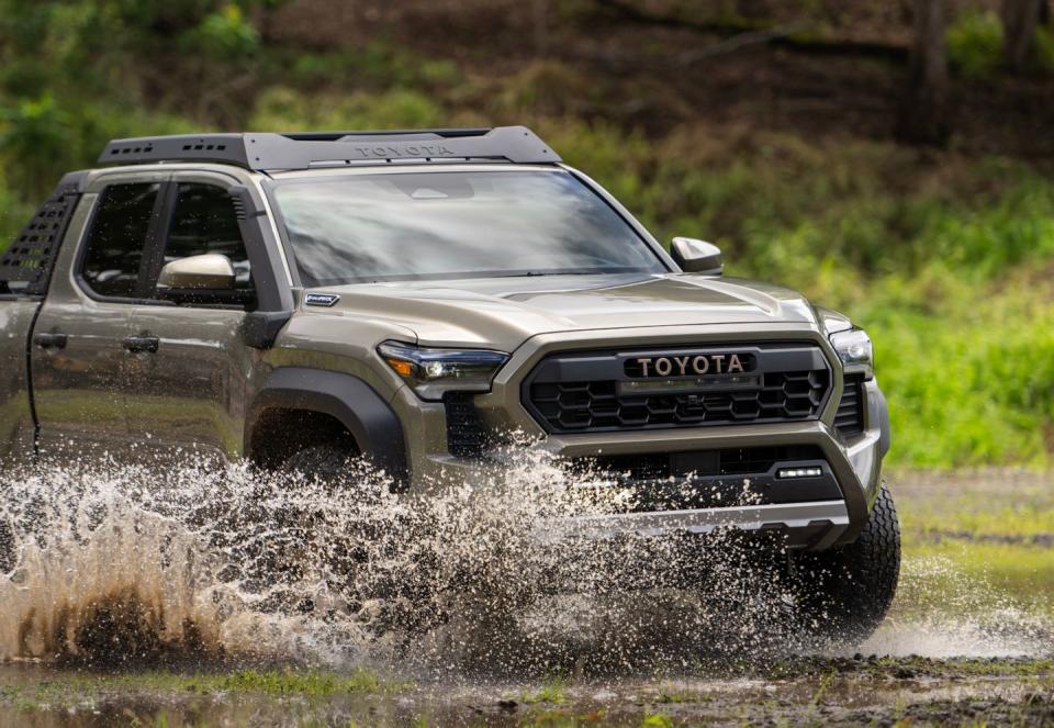 2024 toyota tacoma trailhunter