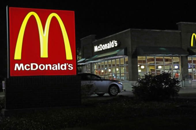 <a href="https://www.tasteofhome.com/article/real-reason-mcdonalds-logo-yellow-and-red/" rel="nofollow noopener" target="_blank" data-ylk="slk:The Real Reason the McDonald’s Logo Is Yellow and Red;elm:context_link;itc:0;sec:content-canvas" class="link rapid-noclick-resp">The Real Reason the McDonald’s Logo Is Yellow and Red</a>