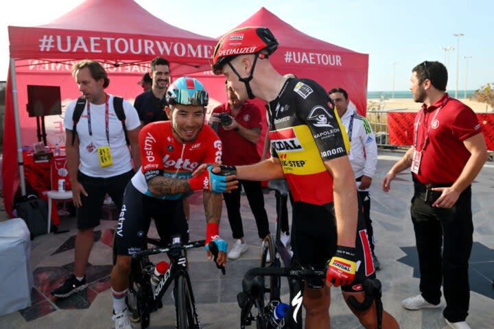 Caleb Ewan congratulates Tim Merlier after UAE Tour stage 1