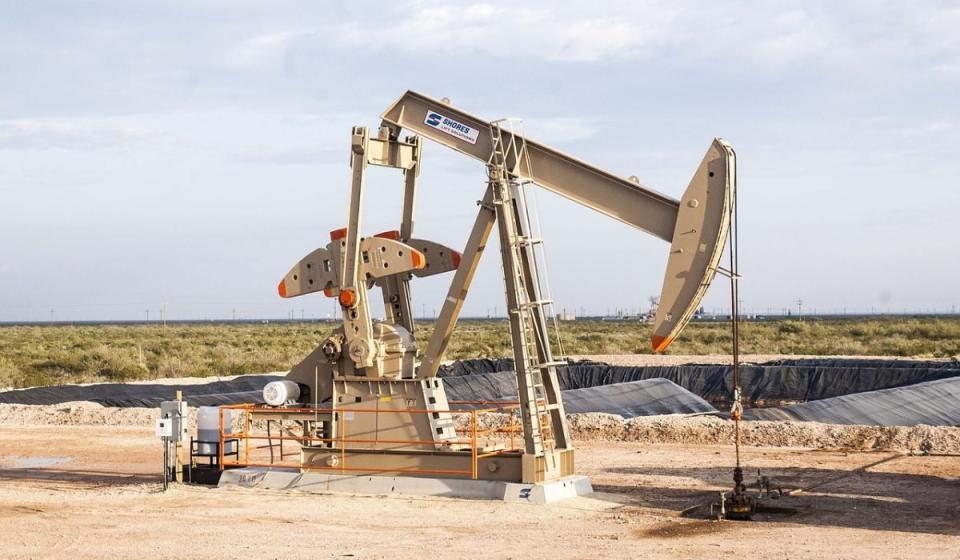 JP Morgan ajustó su perspectiva para el mercado del petróleo, proyectando que los precios promediarán en US$83 por barril en 2024. Foto: Raimond Castillo - Pixabay