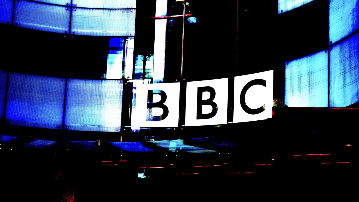 Bbc Presenter Suspended Amid Claims He Paid Teenager For Sexual Images 