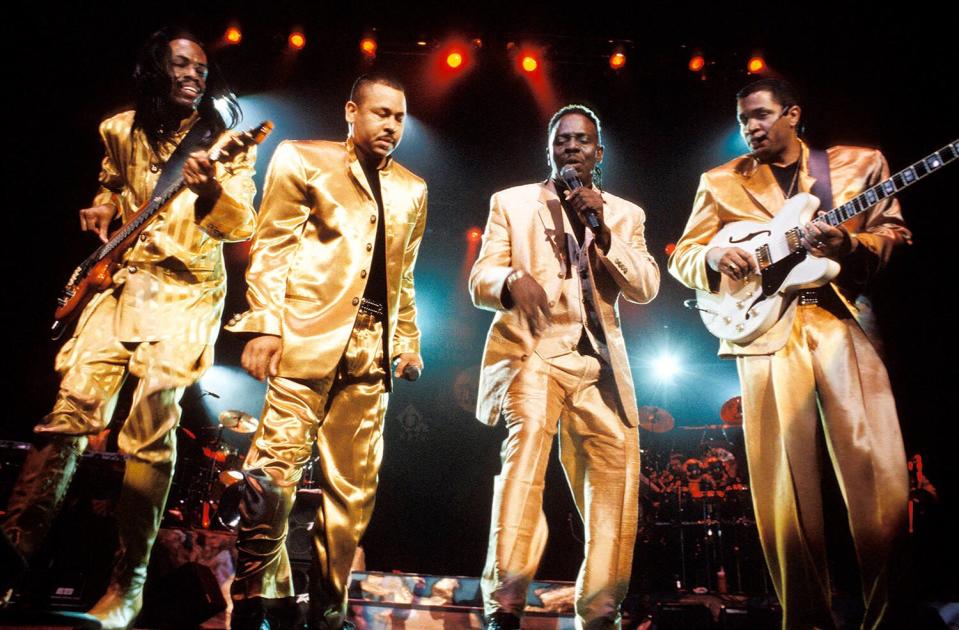 NEW ORLEANS JAZZ FESTIVAL Photo of EARTH WIND &amp; FIRE