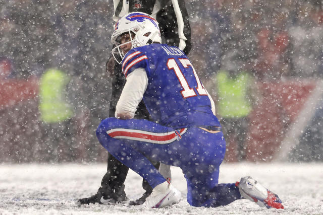 Bills' Josh Allen will not 'mash all the buttons' as much in 2023 (video)