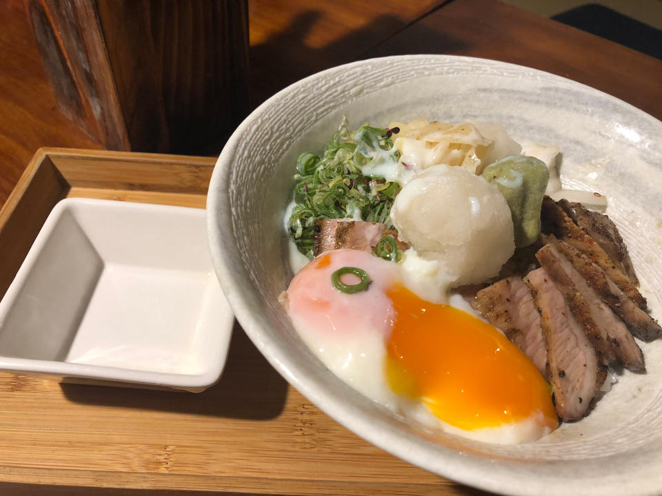 松阪豬肉丼