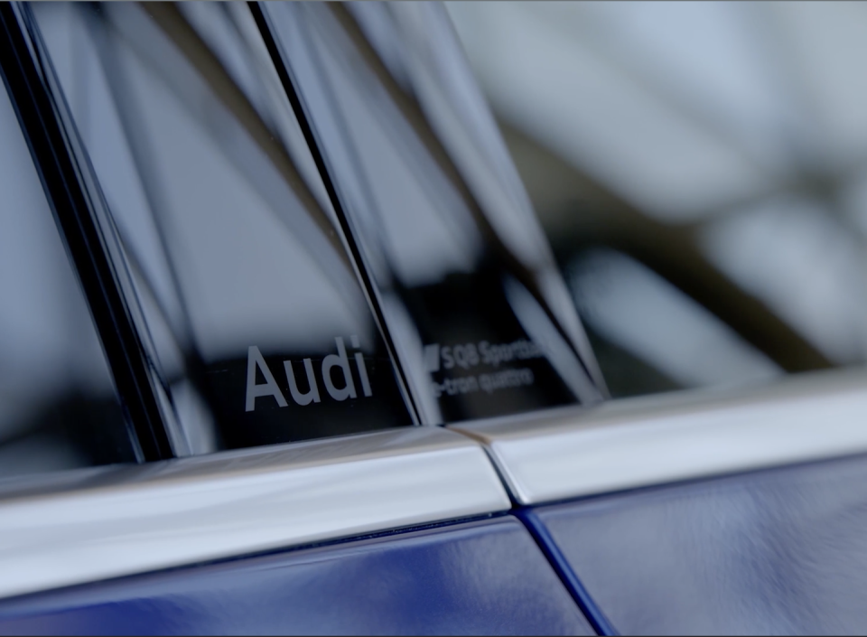 audi model identification on the b pillar