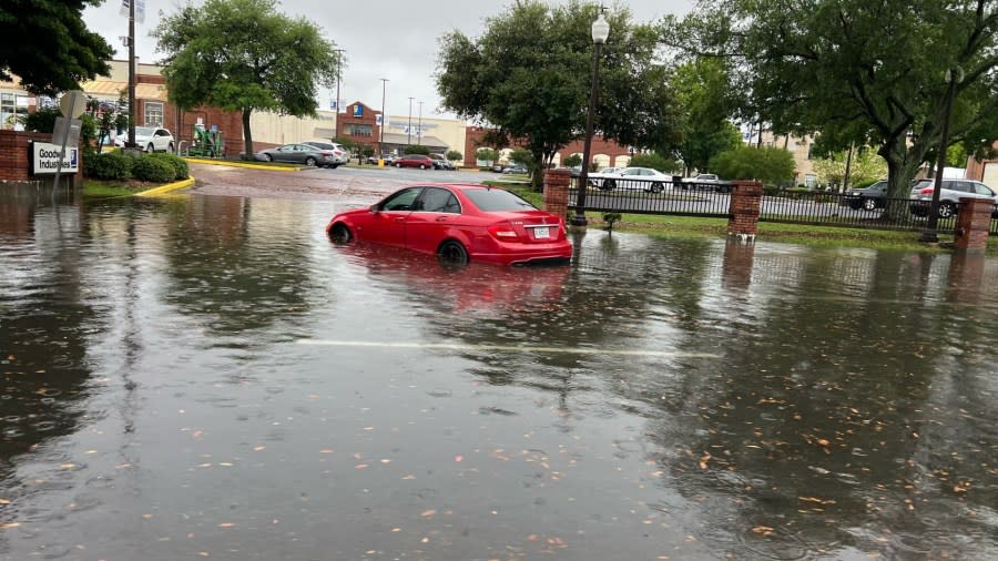 Car stalled on Tulane Avenue in New Orleans on Wednesday, April 10, 2024. (WGNO/Cole Walker)