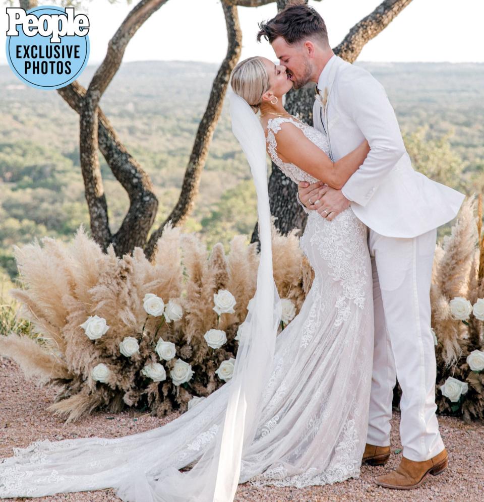 Chase Bryant and Selena Weber. Credit: Samantha Mahler Photography.