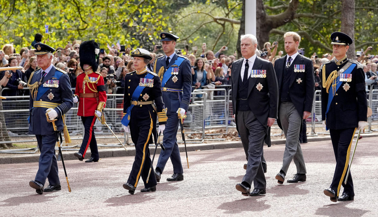 The Coffin Carrying Queen Elizabeth II Is Transferred From Buckingham Palace To The Palace Of Westminster (Martin Meissner / WPA via Getty Images)