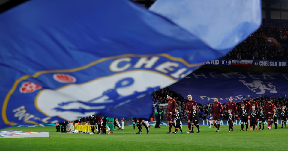 <p>C’est dans un Stamford Bridge rempli que la rencontre de Ligue des champions a commencé. Un soir de fête pour les supporters des deux clubs. (Photo : Reuters) </p>